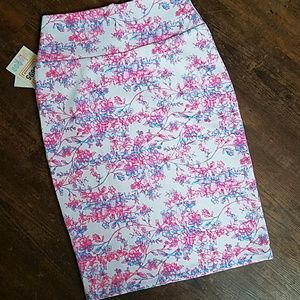 pencil stretch skirt geometric floral maternity?